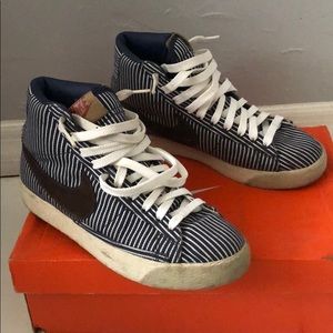 Nike Blazers Mid